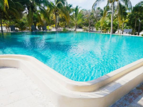 Oceanfront Villa with BIg Pool